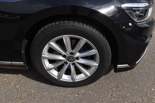 Volkswagen PASSAT Variant 1.4 TSI PHEV GTE Business , TREKHAAK , A UITRIJ CAM , PANORAMADAK , LED KOPL , PDC V+A ,