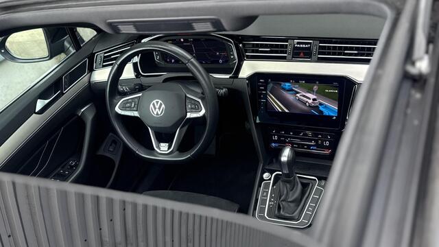 Volkswagen PASSAT Variant 1.5 TSI R-Line Business +