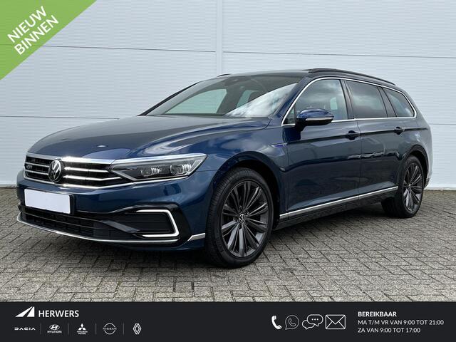 Volkswagen PASSAT Variant 1.4 TSI PHEV GTE Business Vol Leder / Pano Dak / Matrix LED /
