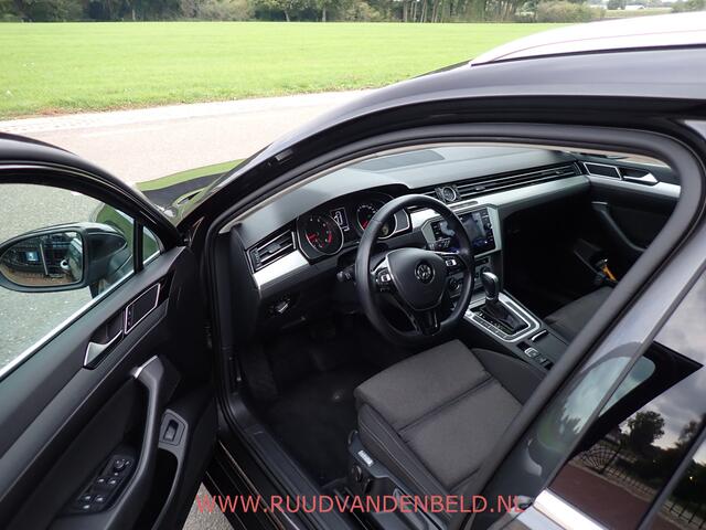 Volkswagen PASSAT Variant 1.4TSI DSG7 ACC / FULL-LED / NAVIGATIE