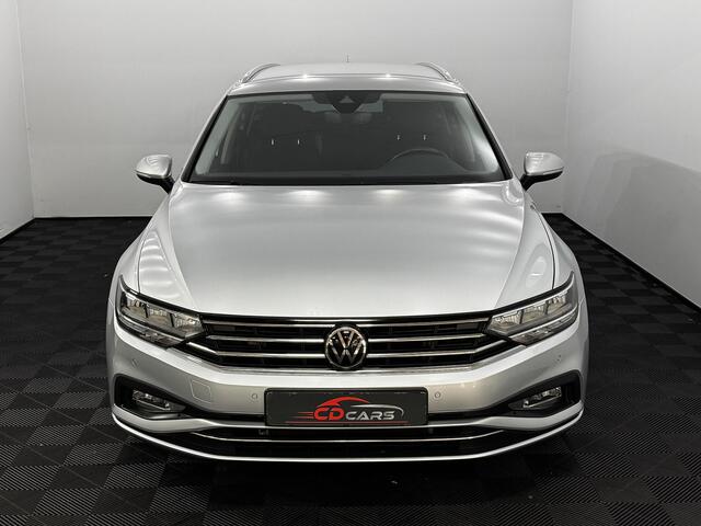 Volkswagen PASSAT Variant 1.5 TSI Comfort Business Clima, Navi, Parkeersensoren, Keyless start, Cruise control, A start stop, Lichtmetalen velgen