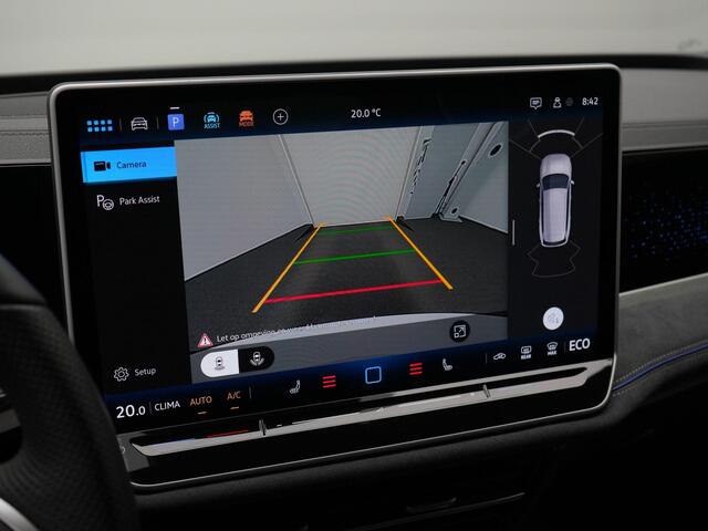 Volkswagen PASSAT Variant 1.5 eHybrid 272 pk DSG R-Line Edition | IQ Light | Harman Kardon sound | Head-up Display | Black Style | 19 inch