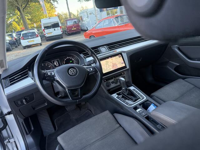 Volkswagen PASSAT Variant 1.4 TSI ACT Comfortline Business Trekhaak,Clima,Navi,18inch Bj 2018 Dealer onderhouden !!