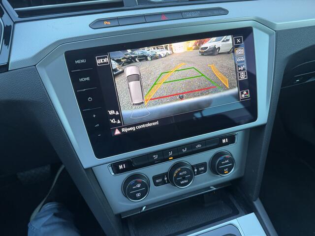 Volkswagen PASSAT Variant 1.4 TSI ACT Comfortline Business Trekhaak,Clima,Navi,18inch Bj 2018 Dealer onderhouden !!