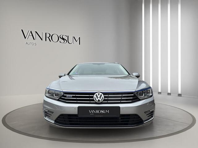 Volkswagen PASSAT Variant 1.4 TSI GTE Highline | Leder Stoel en verwarmd | Head-up | Trekhaak Wegklap | Pano |