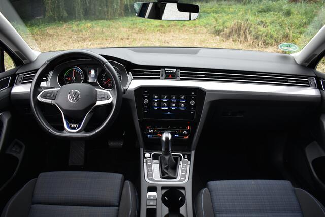 Volkswagen PASSAT Variant 218PK DSG HYBRID GTE BUSINESS TREKHAAK/CAMERA/IQ-LIGHT