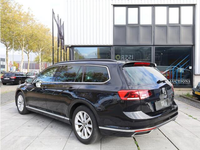 Volkswagen PASSAT Variant GTE 1.4 TSI PHEV 218PK | Panodak | Virtual | Achteruitrijcamera | Elektrische kofferklep | Getint Glas | Carplay/Android |