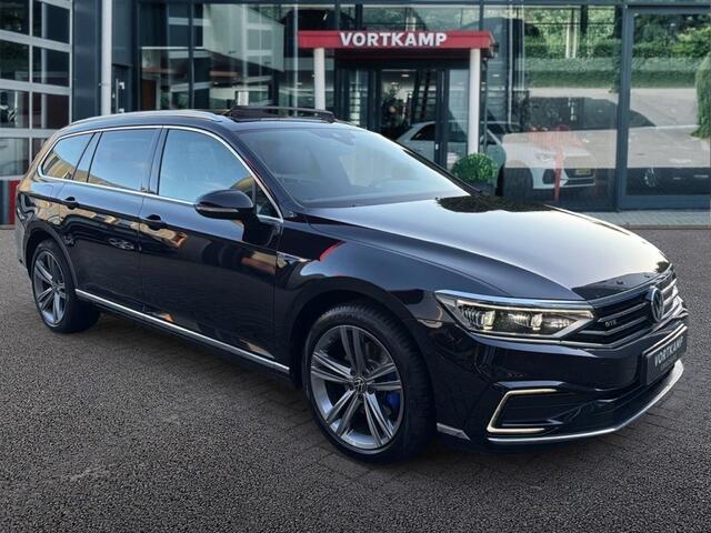 Volkswagen PASSAT 1.4 TSI DSG GTE PANO-DAK/CAMERA/TREKHAAK/MEMORY/NAVI/CARPLAY/ACC