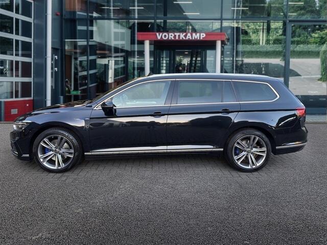 Volkswagen PASSAT 1.4 TSI DSG GTE PANO-DAK/CAMERA/TREKHAAK/MEMORY/NAVI/CARPLAY/ACC