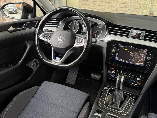 Volkswagen PASSAT Variant 218PK DSG HYBRID GTE BUSINESS CAMERA//SIDE-ASSIST/STUURVERW.