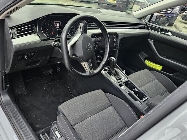 Volkswagen PASSAT Variant 2.0 TSI Business + PANO DAK + LED + MASSAGE + CAMERA