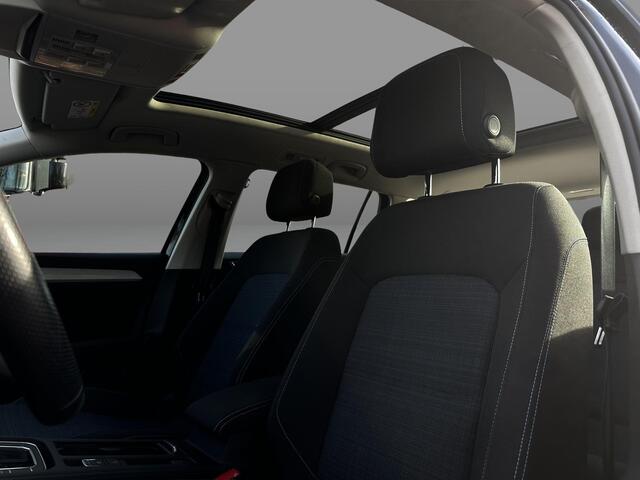 Volkswagen PASSAT Variant 1.4 TSI PHEV GTE Business | Panoramadak | Camera | Stoelverwarming |