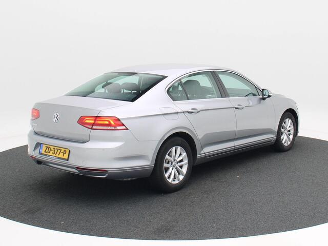 Volkswagen PASSAT 1.5 TSi 150 Pk Automaat Comfortline | Adaptive Cruise | Climate Control | Bluetooth | 16 Inch | 96.708 Km!