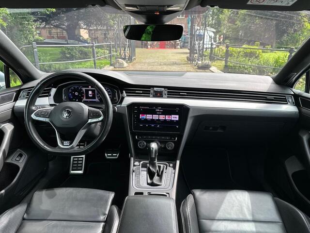 Volkswagen PASSAT 1.5 TSI | Business R-Line | LED | Camera | Leder | DigiDash |
