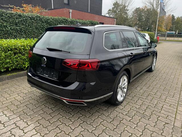 Volkswagen PASSAT Variant 1.4 TSI PHEV GTE Business trekhaak, leer, navi, cruise