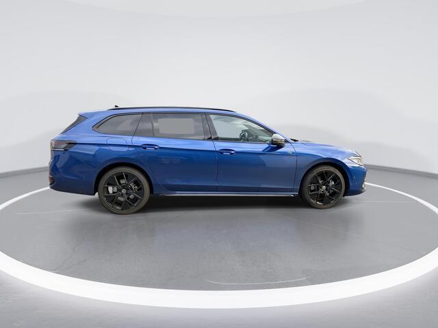 Volkswagen PASSAT Variant 1.5 eHybrid R-Line Edition