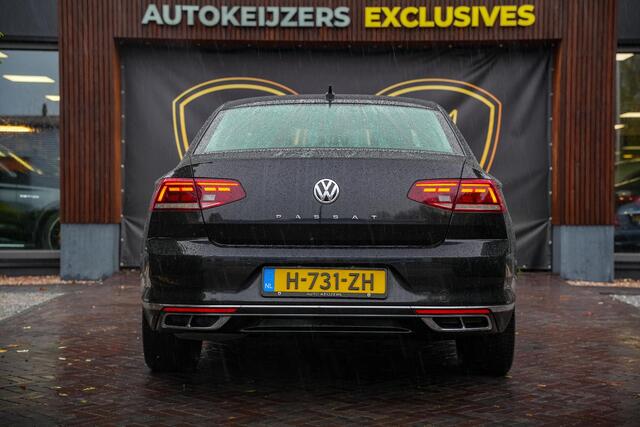 Volkswagen PASSAT 1.5 TSI Elegance Business R Leer Navi