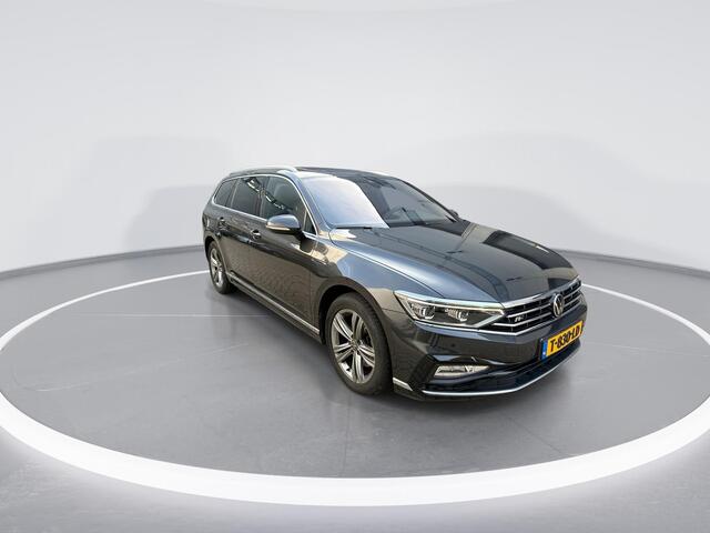 Volkswagen PASSAT Variant 1.5 TSI 150pk DSG R-Line Business + · Panoramadak · Camera · Matrix LED · Keyless · Stoelverwarming · Active Info Display · Garantie t/m 11-07-2027 of 100.000km