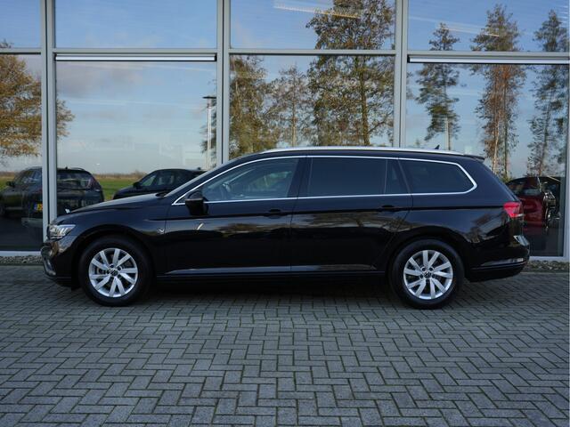 Volkswagen PASSAT Variant 1.5 TSI Business | Navigatie | Travel Assist | ACC | Climate Control | Android/Apple Carplay