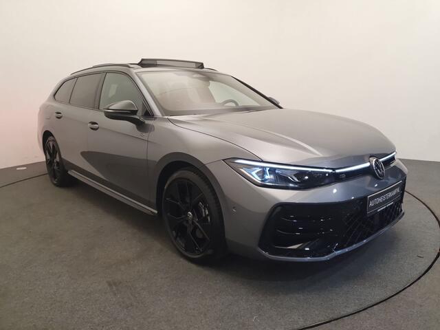 Volkswagen PASSAT Variant 1.5 eHybrid 272pk DSG/AUT R-Line Wegklapbare trekhaak, Panoramadak, Harman/Kardon, Leder
