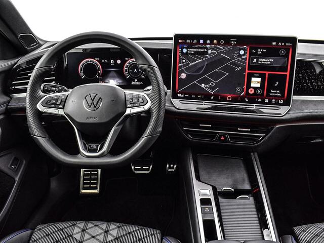 Volkswagen PASSAT Variant 1.5 eTSI 150pk DSG R-Line-Edition · 360 Camera · Panoramadak · Massage · Elek. Voorstoel · Keyless · 19'' Inch · Garantie t/m 21-01-2029 of 100.000km