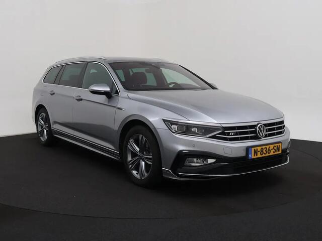 Volkswagen PASSAT Variant 1.5 TSI R-Line Business + | Clima | Winterpakket | 01-2022 104.241 KM