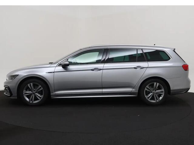 Volkswagen PASSAT Variant 1.5 TSI R-Line Business + | Clima | Winterpakket | 01-2022 104.241 KM