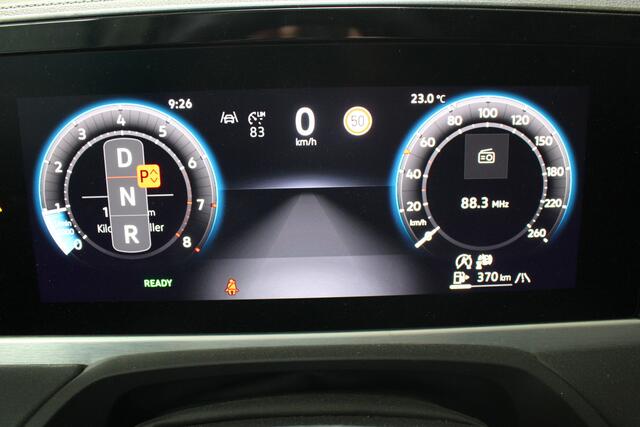 Volkswagen PASSAT Variant 1.5 eTSI Elegance Navigatie | Panoramadak | H.U.D. | 18" Velgen