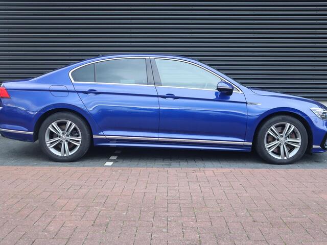 Volkswagen PASSAT 2.0 TSI 4Motion Elegance Business R | 272PK Fabrieks af | NAP | Clima | Adapt. Cruise | Navi | Leder/Alcantara | PDC | LED | Stoelverwarming | Multimedia |