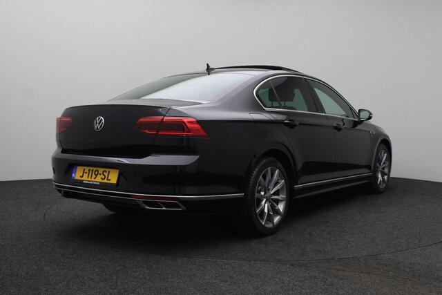 Volkswagen PASSAT 2.0 TSI R-Line Business + 2020 | Navigatie | Adaptive Cruise Control | Achteruitrij Camera | App Connect | 2 Sleutels | Nationale Autopas NAP | Boekjes | Multifunctioneel Stuurwiel | Digitaal Dashboard