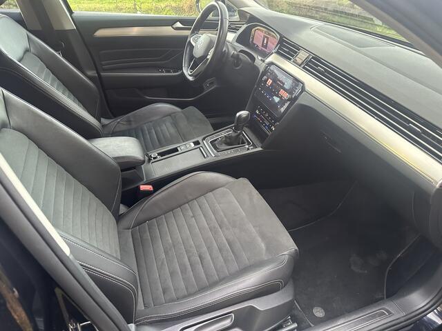 Volkswagen PASSAT 1.5 TSI Elegance dsg Leer/Alcantara