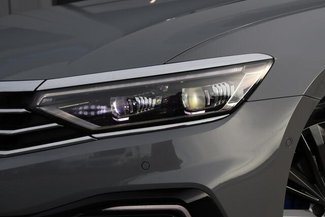 Volkswagen PASSAT Variant 1.4 TSI PHEV GTE Business | Matrix | Camera | Trekhaak |