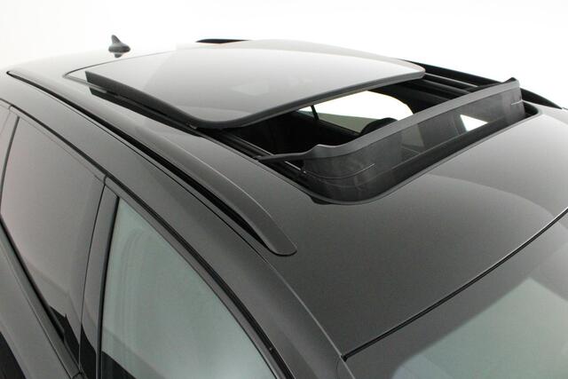 Volkswagen PASSAT Variant 1.5 272pk eHybrid R-Line Edition Black Style Trekhaak 360Camera harman/kardon Massage Navigatie Panoramadak