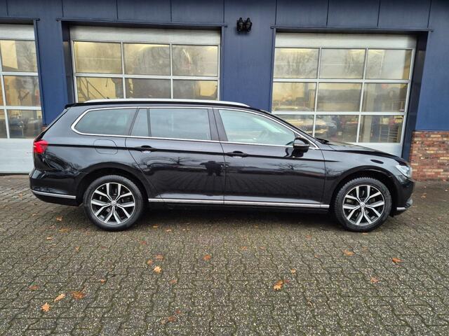 Volkswagen PASSAT 1.8 TSI HIGHLINE, 360 Camera, Standkachel, Stoelverwaming, Virtueel cockpit, Stoelmassage, ALL IN PRIJS!