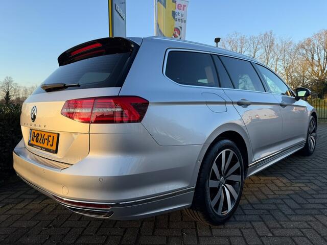 Volkswagen PASSAT 1.5 TSI DSG7 Highline Business R Dynaudio / Head up / Virtual