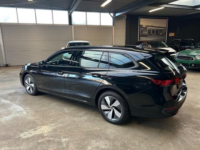 Volkswagen PASSAT 1.5 ETSI