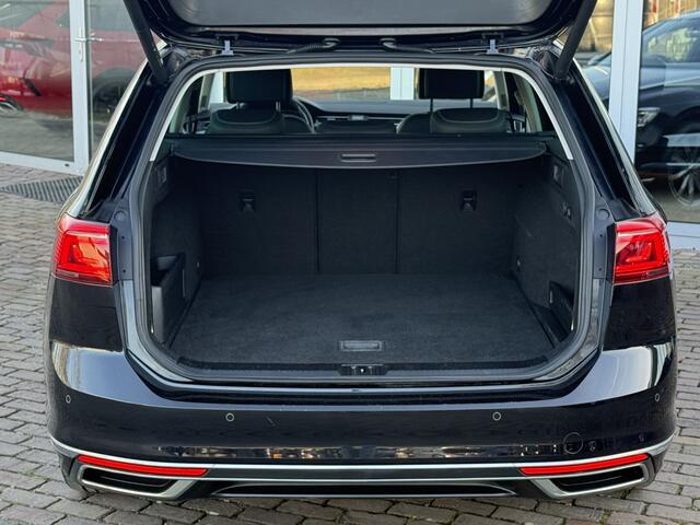 Volkswagen PASSAT Variant 1.4 TSI PHEV GTE Business | Trekhaak | Camera | Keyless