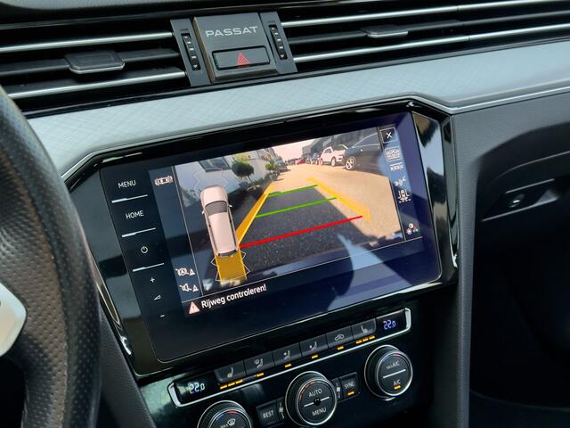 Volkswagen PASSAT Variant 1.4 TSI AUT7 PHEV GTE BUSINESS. PANODAK NAVI CAMERA VIRTUAL-DASH HEADUPP APPLE-CARPLAY LED LMV PDC
