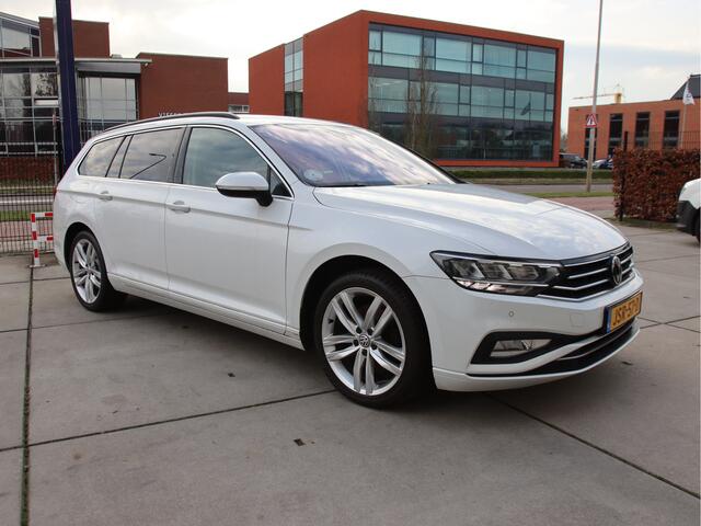 Volkswagen PASSAT Variant 1.5 TSI DSG Business Winterpakkety, trekhaak, FULL LED