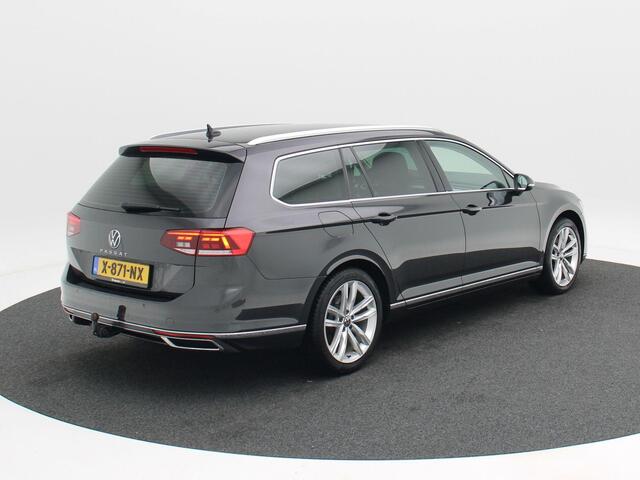 Volkswagen PASSAT Variant 1.5 TSi 150 Pk Automaat Business | Adaptive Cruise | Climate Control | Camera | Trekhaak | Navigatie | Stoelverwarming | 18 Inch