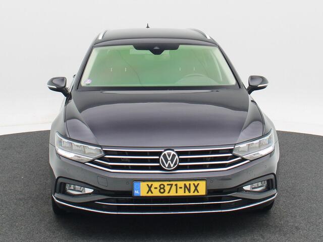 Volkswagen PASSAT Variant 1.5 TSi 150 Pk Automaat Business | Adaptive Cruise | Climate Control | Camera | Trekhaak | Navigatie | Stoelverwarming | 18 Inch