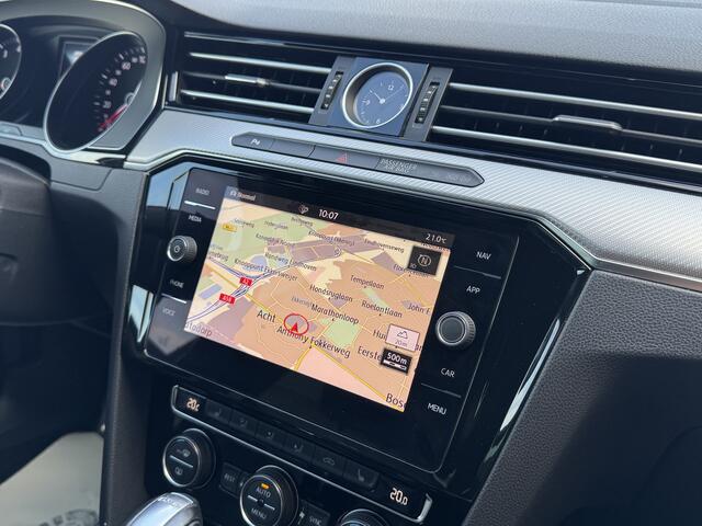 Volkswagen PASSAT Variant 2.0 TSI 220pk DSG /Aut. Highline Business R R-Line Carbon Leder Led Navi Apple Carplay 140dkm!