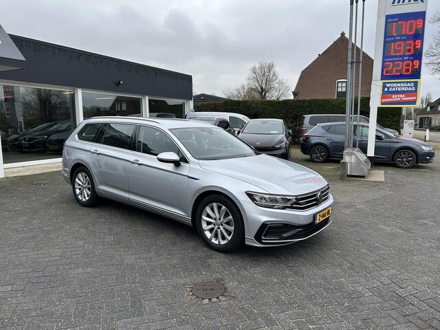 Volkswagen PASSAT Variant 1.4 TSI PHEV GTE Business