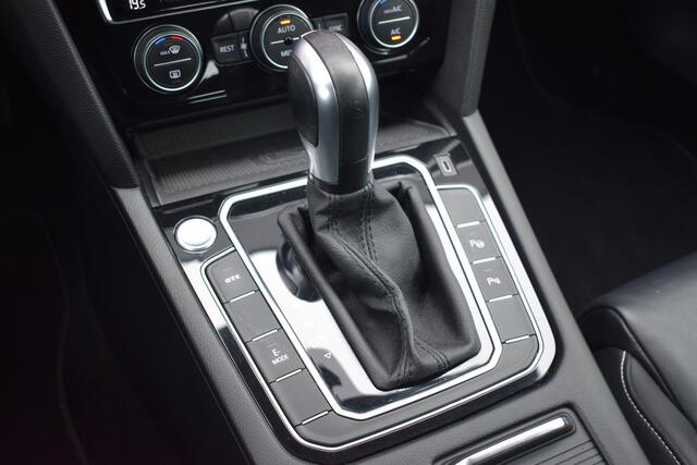 Volkswagen PASSAT Variant 1.4 TSI PHEV GTE Highline Matrix LED | Zwart Leder | Carplay | Virtual | Camera | Trekhaak