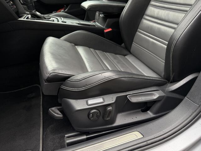 Volkswagen PASSAT Variant 1.5 TSI R-Line leer/panodak/2x R-Line