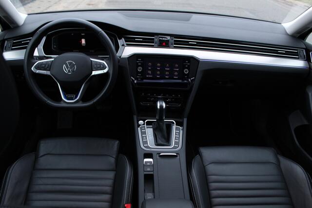 Volkswagen PASSAT Variant 1.4 TSI 204Pk PHEV GTE Business Highline | Trekhaak | Panordamadak | Full-LED | 1 eigenaar