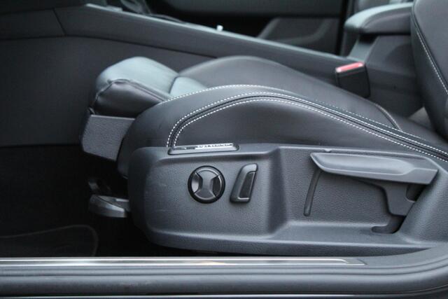 Volkswagen PASSAT Variant 1.4 TSI 204Pk PHEV GTE Business Highline | Trekhaak | Panordamadak | Full-LED | 1 eigenaar