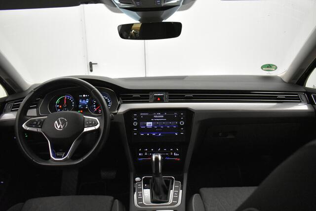 Volkswagen PASSAT 1.4 TSI PHEV GTE el Trekhaak Camera Business uitv