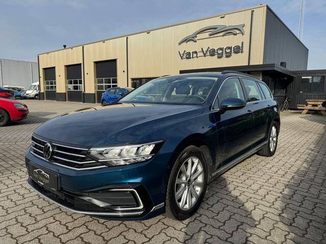 Volkswagen PASSAT Variant 1.4 TSI PHEV GTE Business virtual cockpit, stoelverw, cruise, navi