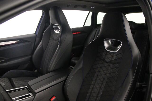 Volkswagen PASSAT Variant R-Line Edition 1.5 TSI eHybrid 272pk DSG Automaat Trekhaak, Panoramadak, Black style, 360 camera, Elektrische achterklep, Adaptive cruise control